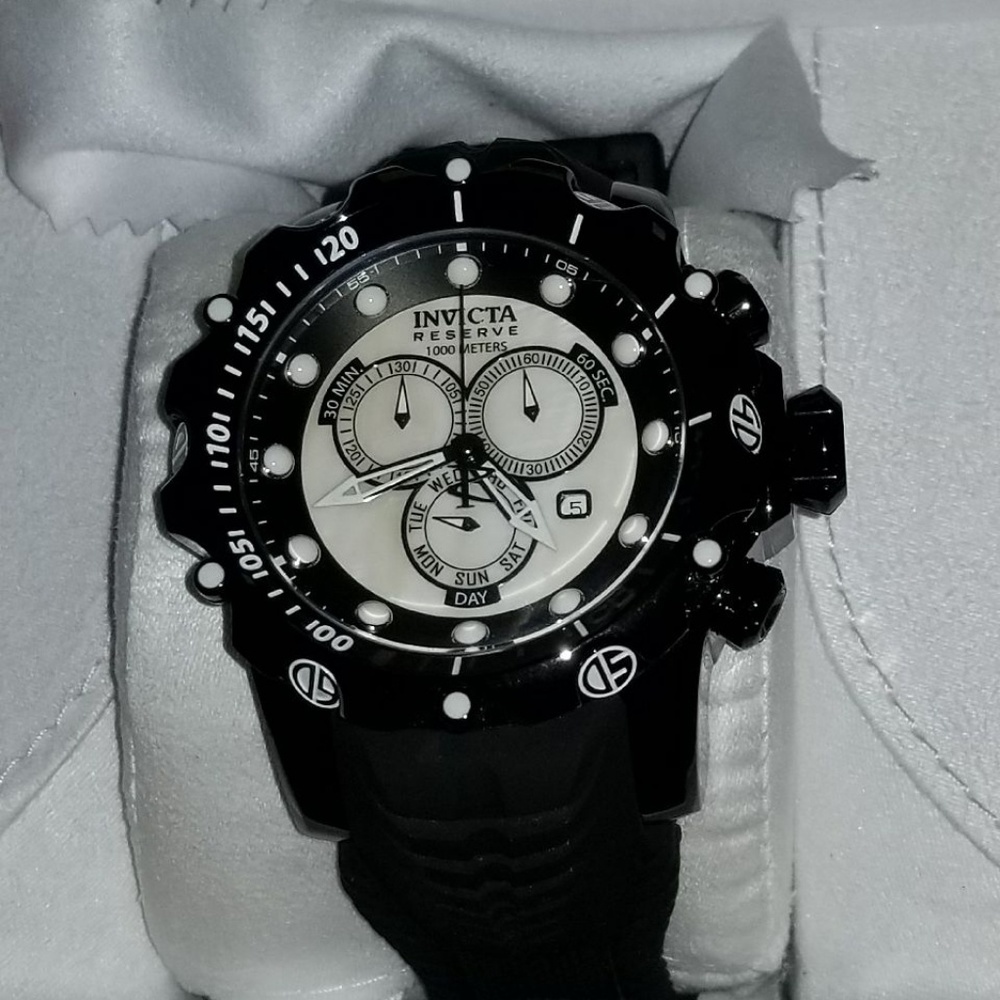 Watch - Picture 2 of 2